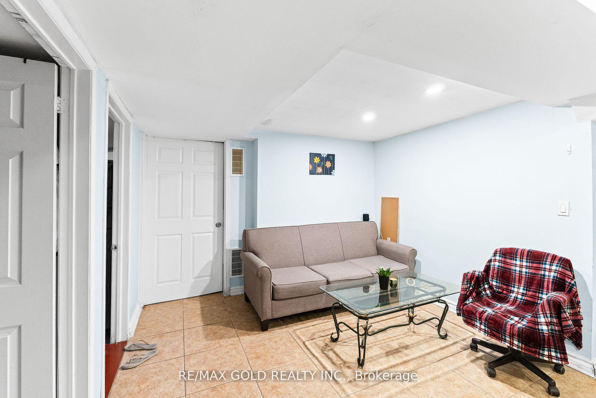 Photo 38 of 34 Ocean Ridge Drive, Brampton, Sandringham-Wellington — HOMEH