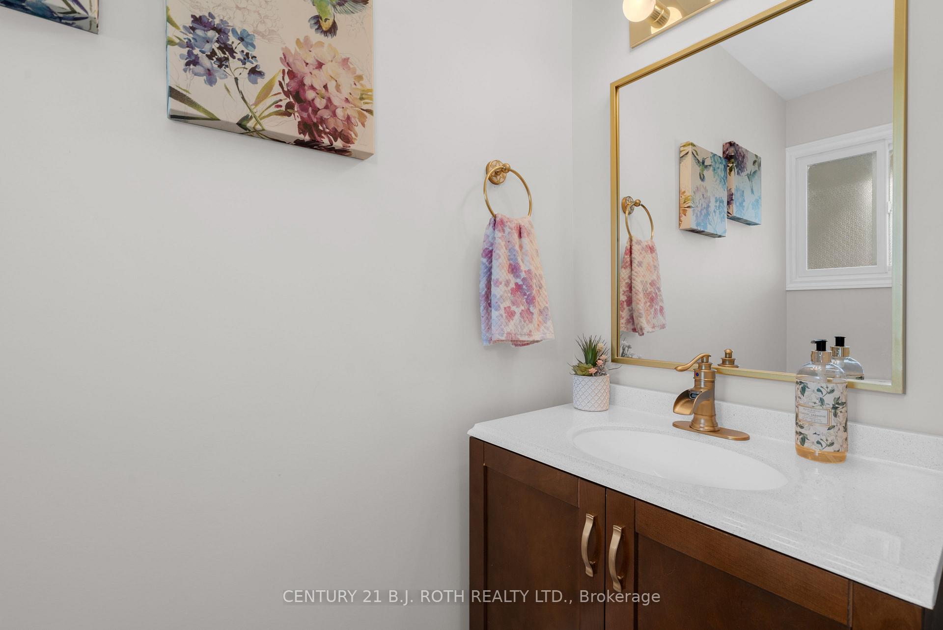 Photo 6 of 108 Garden Drive, Barrie, Allandale Heights — HOMEH