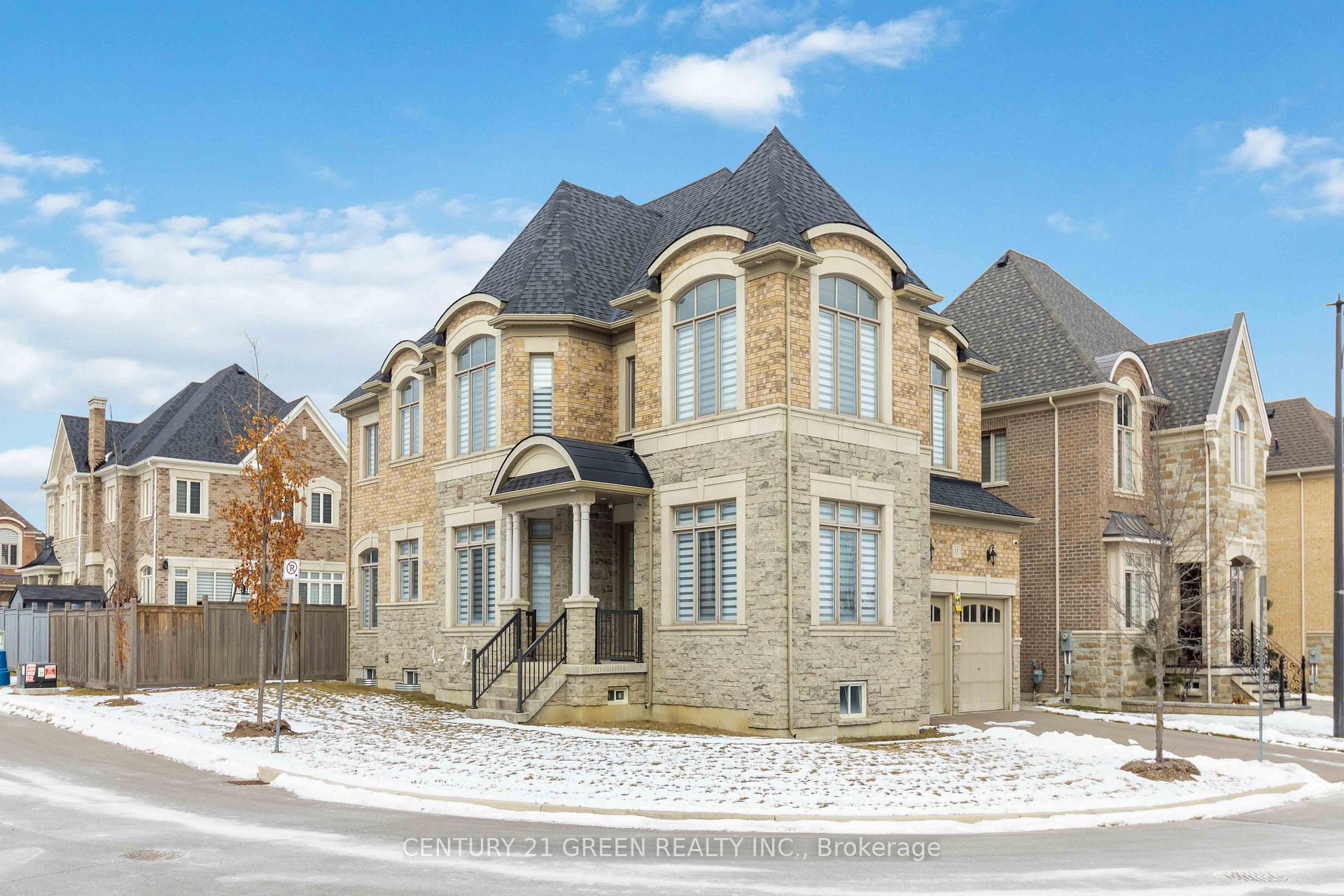 Photo 1 of 13 Foothills Crescent, Brampton, Toronto Gore Rural Estate — HOMEH