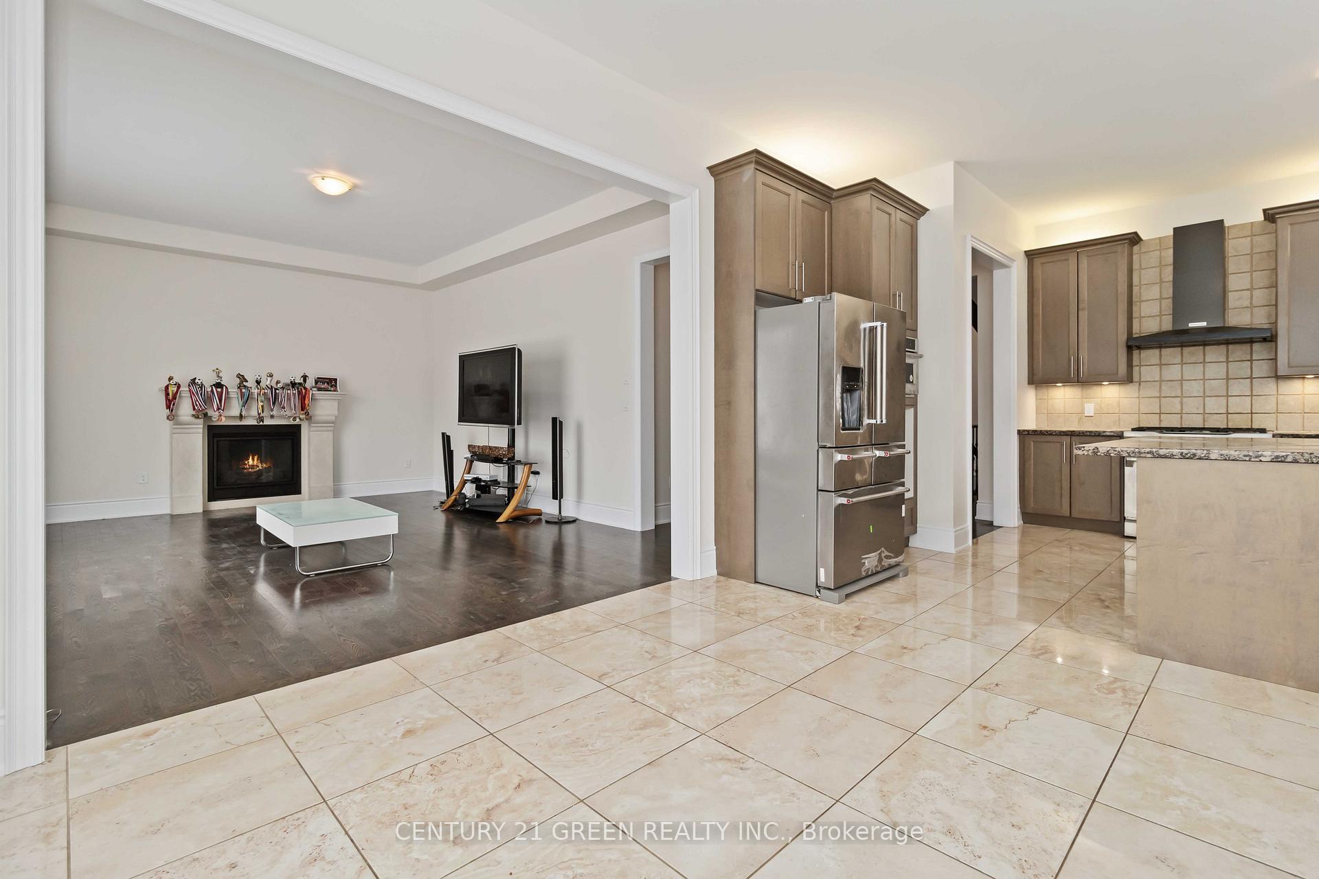 Photo 13 of 13 Foothills Crescent, Brampton, Toronto Gore Rural Estate — HOMEH