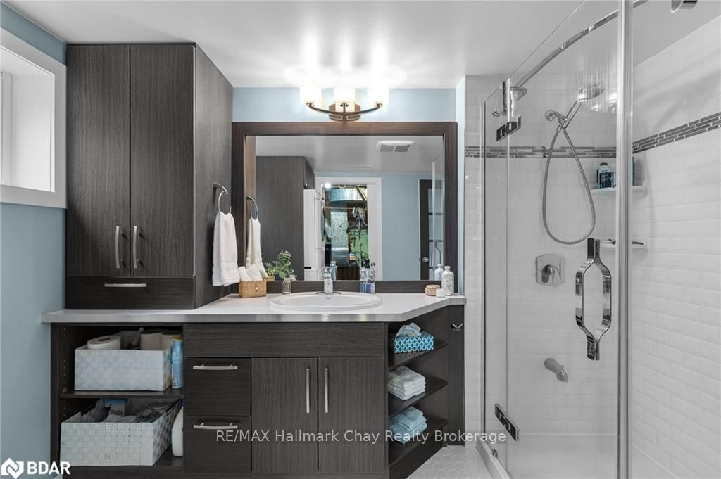 Photo 26 of 22 Baker Crescent, Barrie, Cundles East — HOMEH