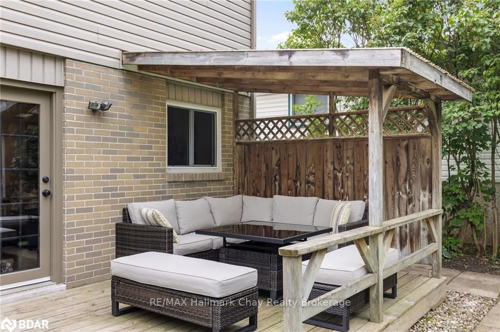 Photo 28 of 22 Baker Crescent, Barrie, Cundles East — HOMEH