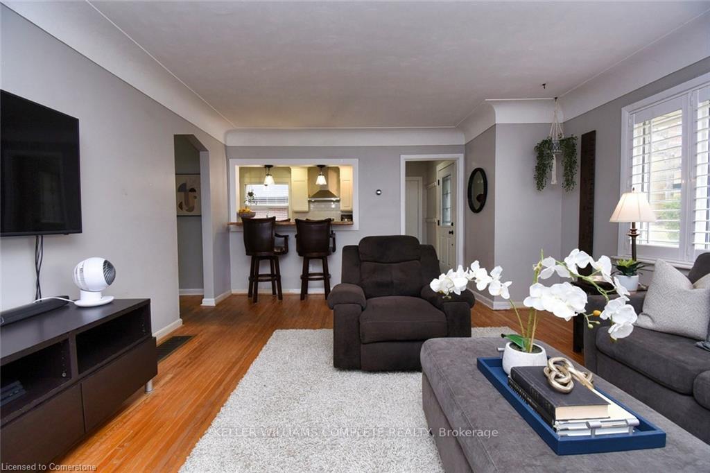 Photo 10 of 28 Bland Avenue, Hamilton, Stoney Creek — HOMEH