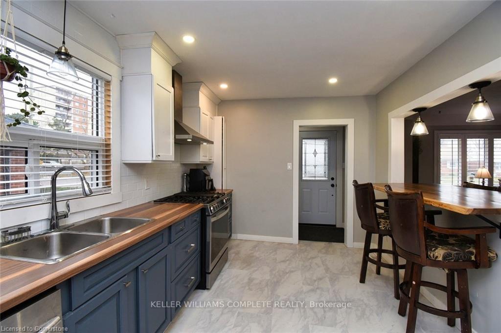 Photo 13 of 28 Bland Avenue, Hamilton, Stoney Creek — HOMEH