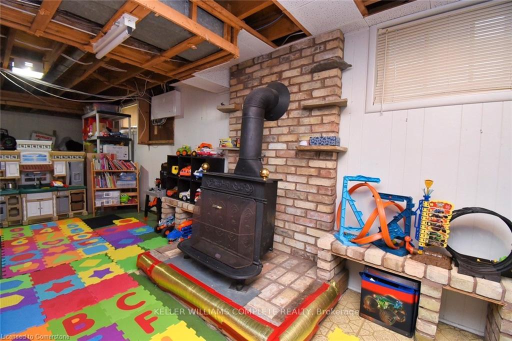 Photo 29 of 28 Bland Avenue, Hamilton, Stoney Creek — HOMEH