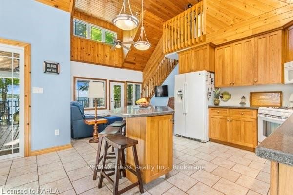 Photo 16 of 611 Big Stave, Frontenac Islands, The Islands — HOMEH