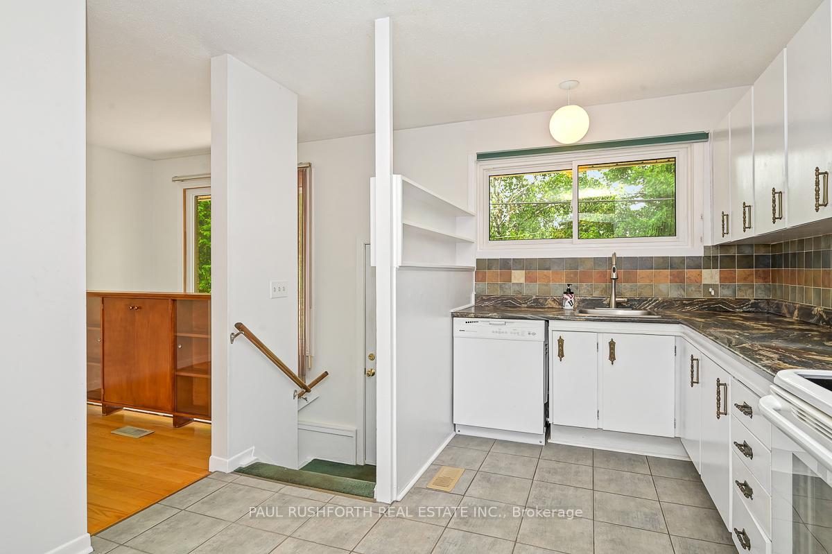 Photo 11 of 16 Solva Drive, Ottawa, Crystal Beach — HOMEH