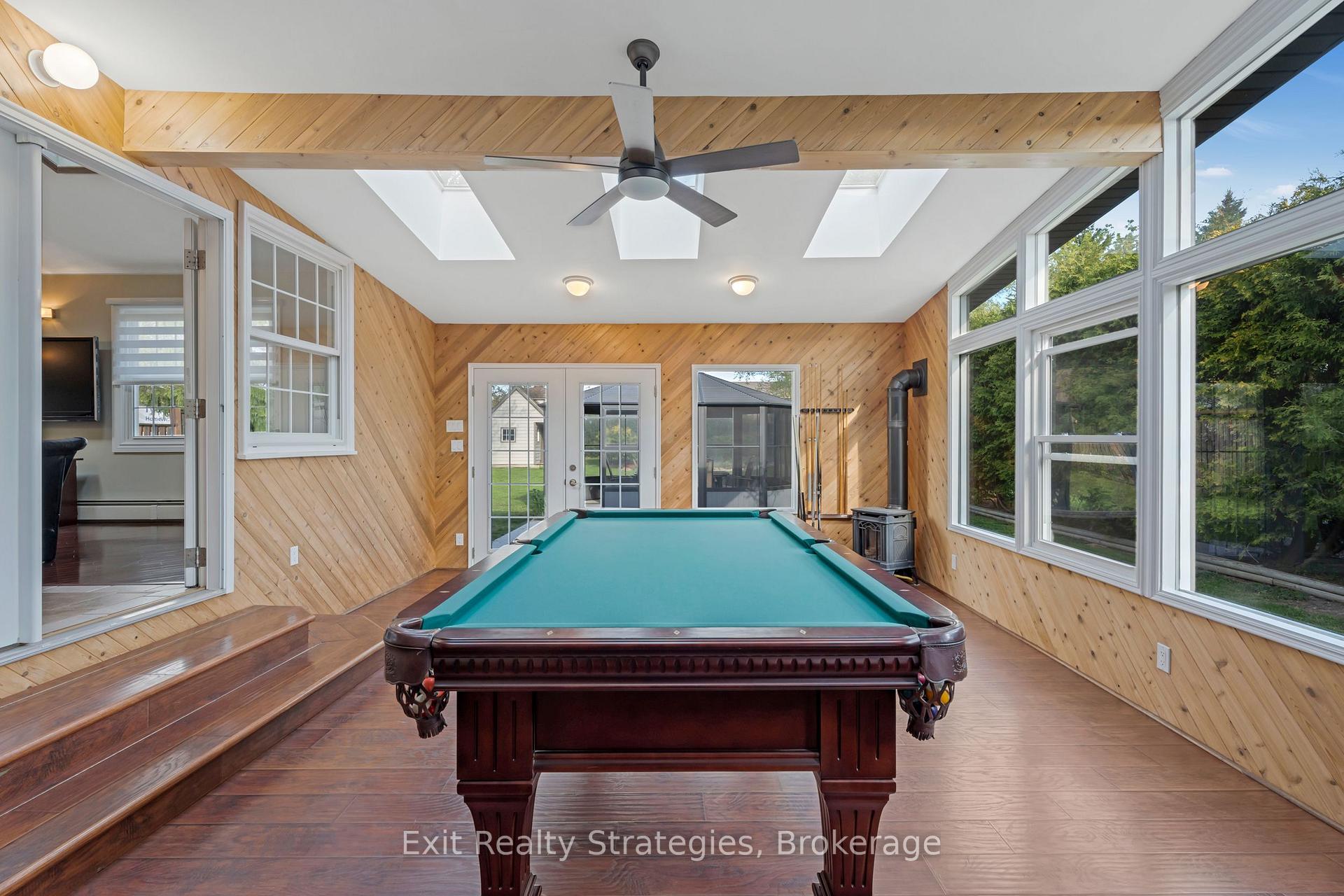 Photo 17 of 3324 Homestead Drive, Hamilton, Mount Hope — HOMEH