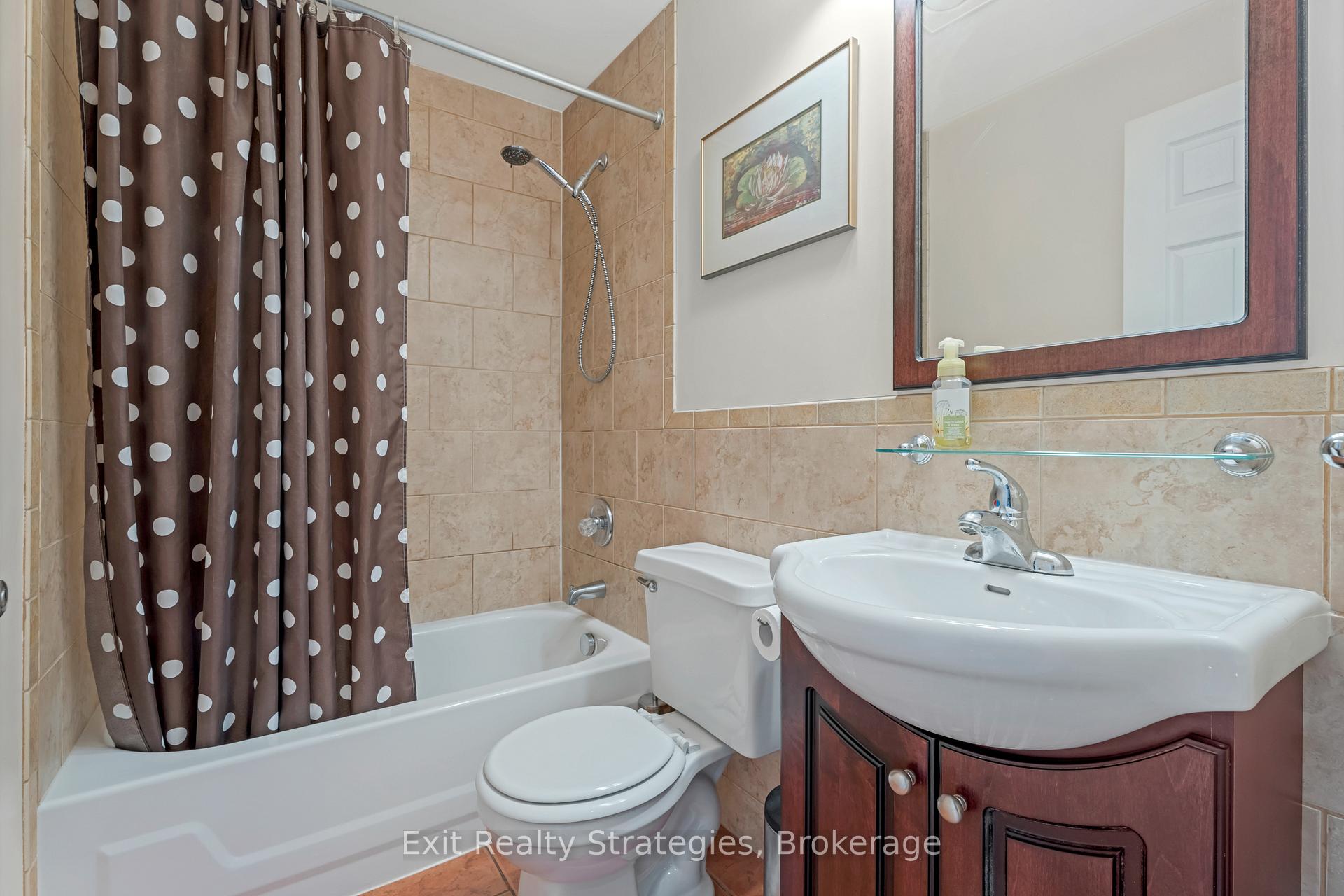 Photo 20 of 3324 Homestead Drive, Hamilton, Mount Hope — HOMEH