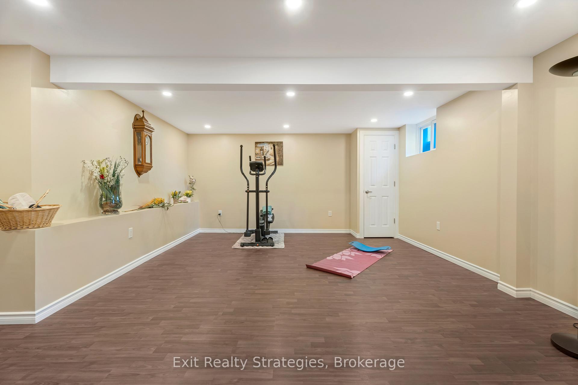 Photo 33 of 3324 Homestead Drive, Hamilton, Mount Hope — HOMEH