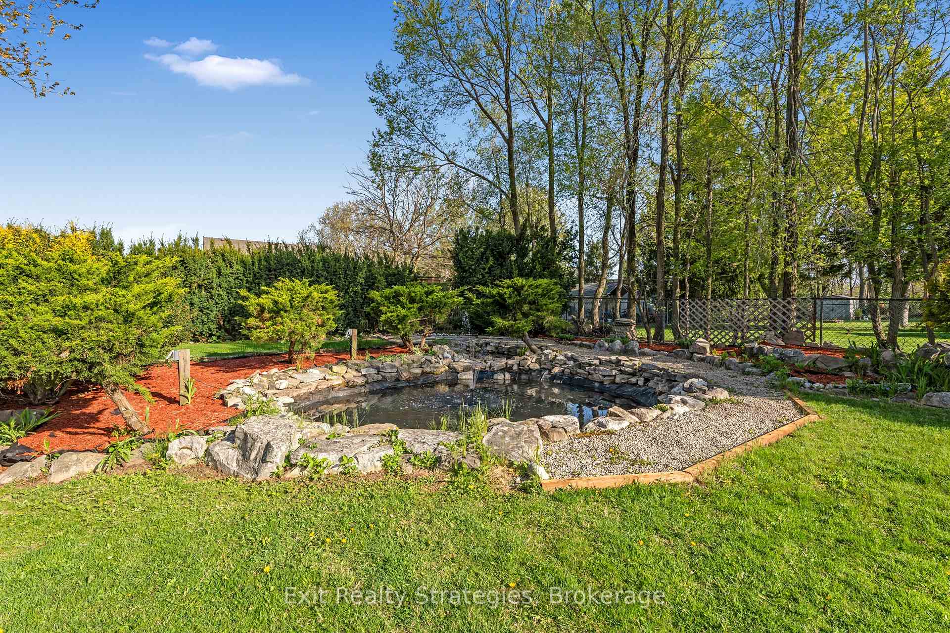 Photo 41 of 3324 Homestead Drive, Hamilton, Mount Hope — HOMEH