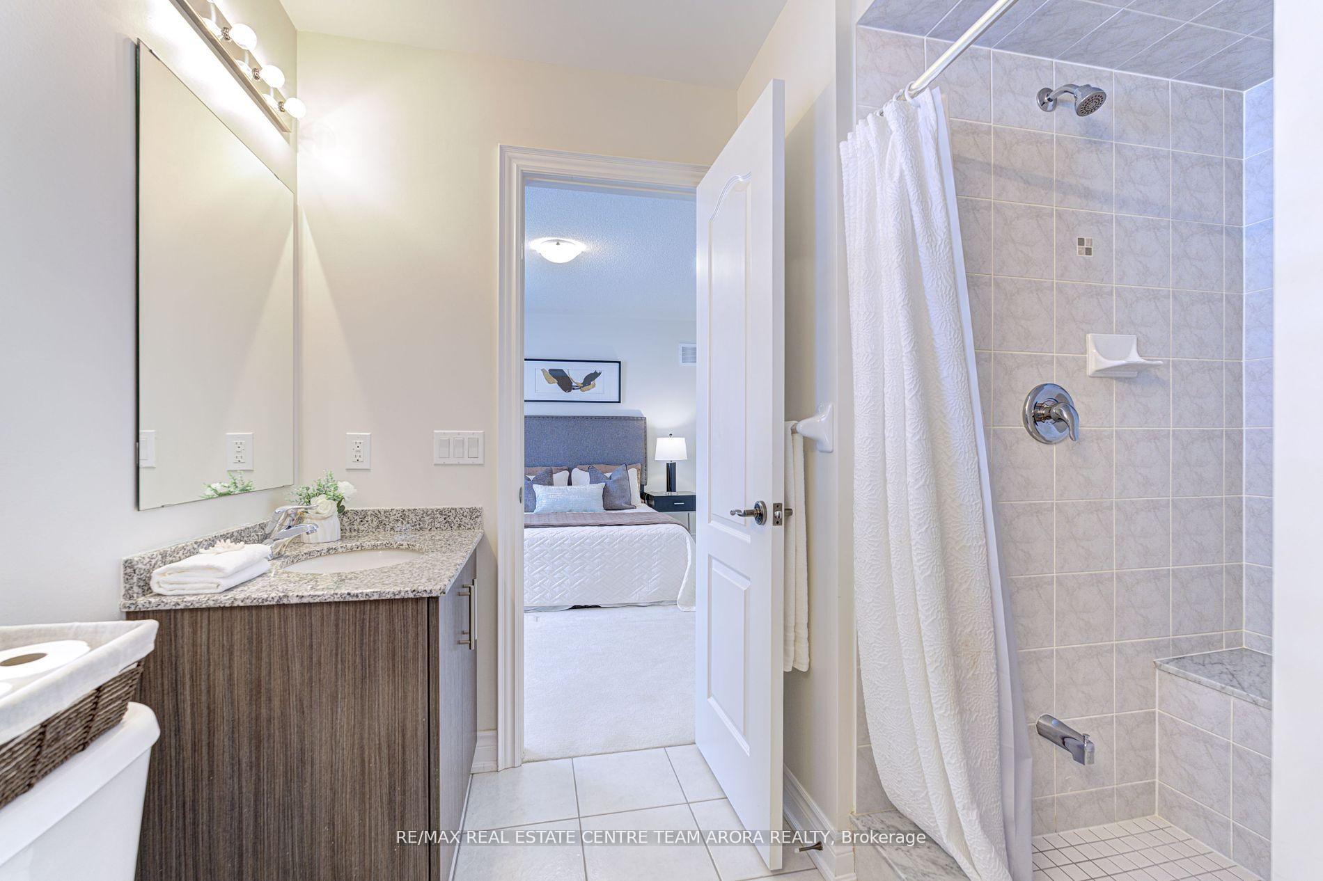 Photo 27 of 29 Ladbrook Crescent, Brampton, Credit Valley — HOMEH