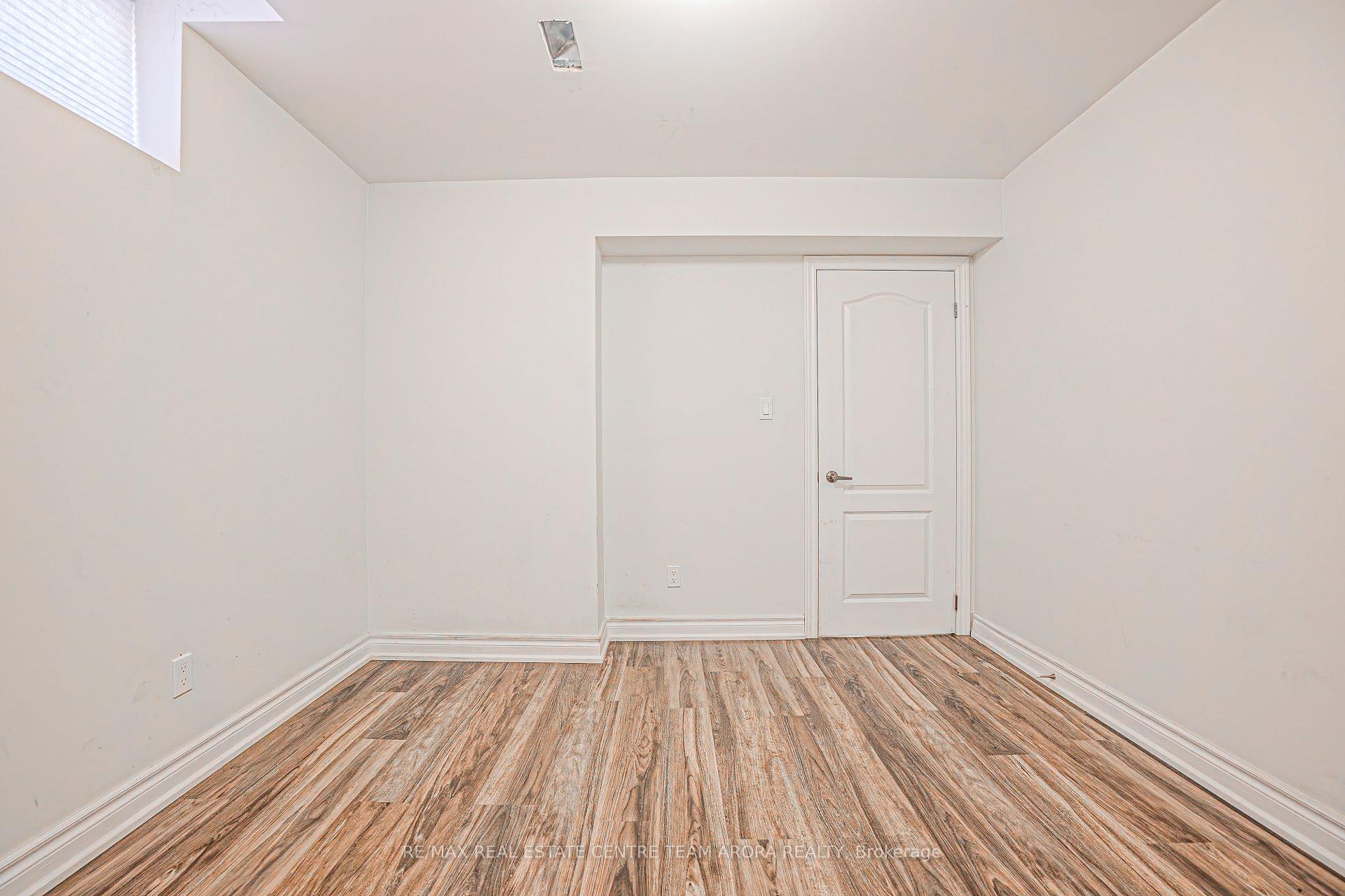 Photo 43 of 29 Ladbrook Crescent, Brampton, Credit Valley — HOMEH