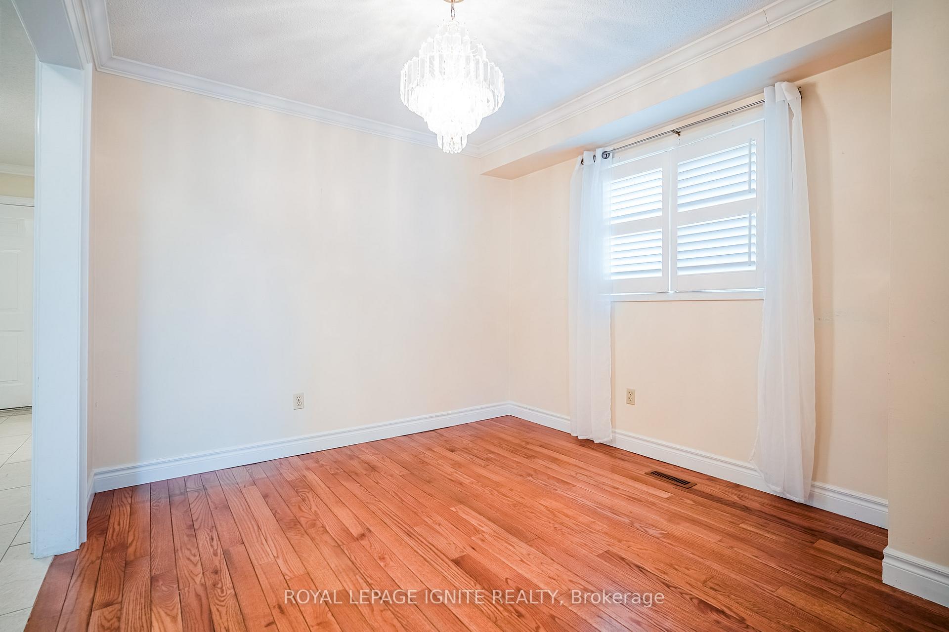 Photo 7 of Unit Main, 265 Wright Crescent, Ajax, Central — HOMEH