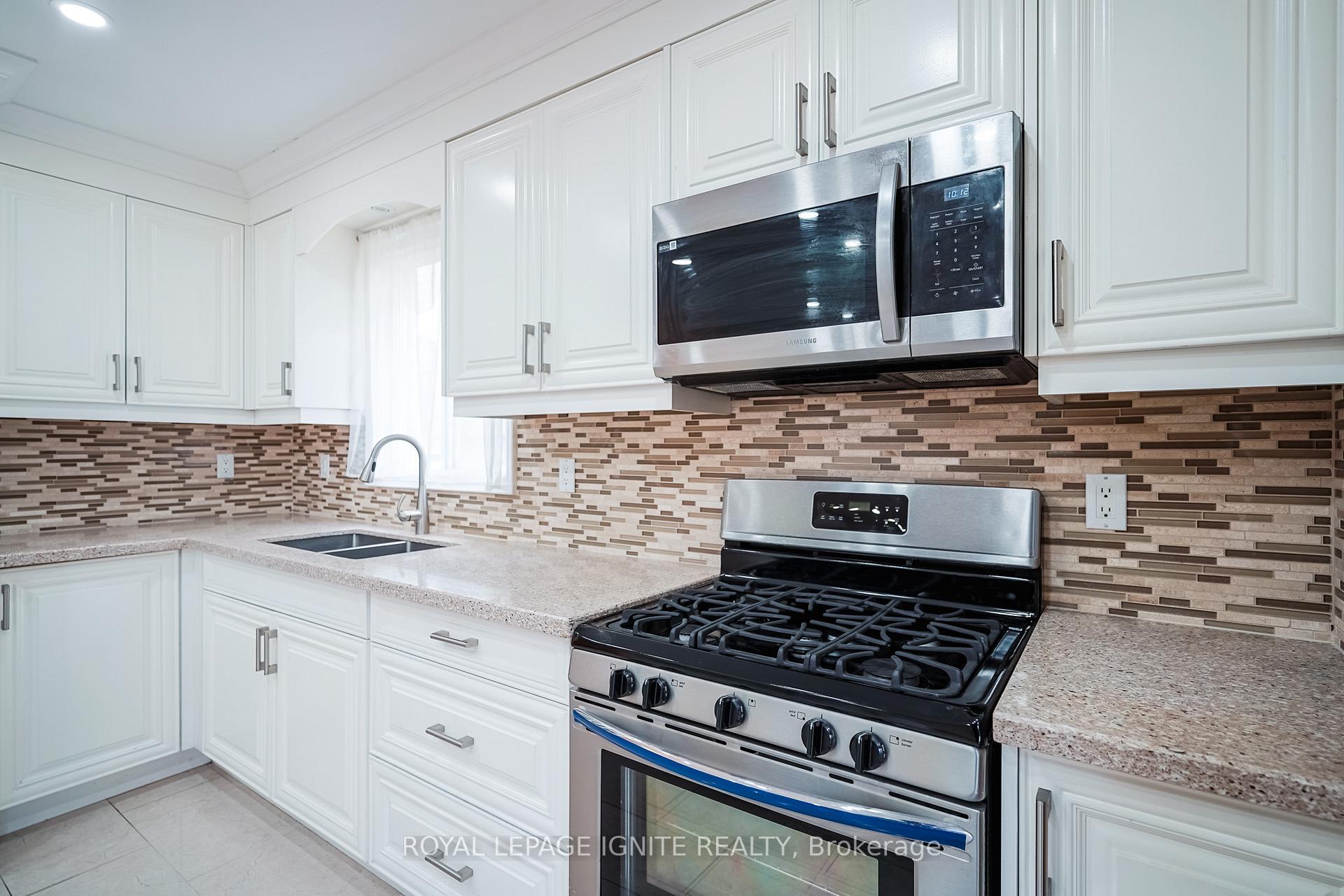 Photo 12 of Unit Main, 265 Wright Crescent, Ajax, Central — HOMEH