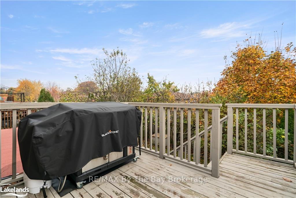 Photo 37 of 47 Butternut Drive, Barrie, Holly — HOMEH