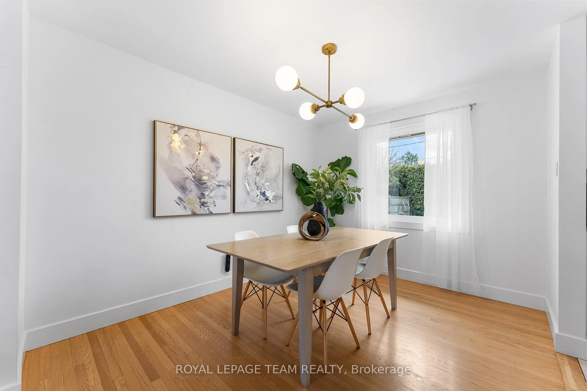Photo 9 of 62 Crystal Beach Drive, Ottawa, Crystal Beach — HOMEH