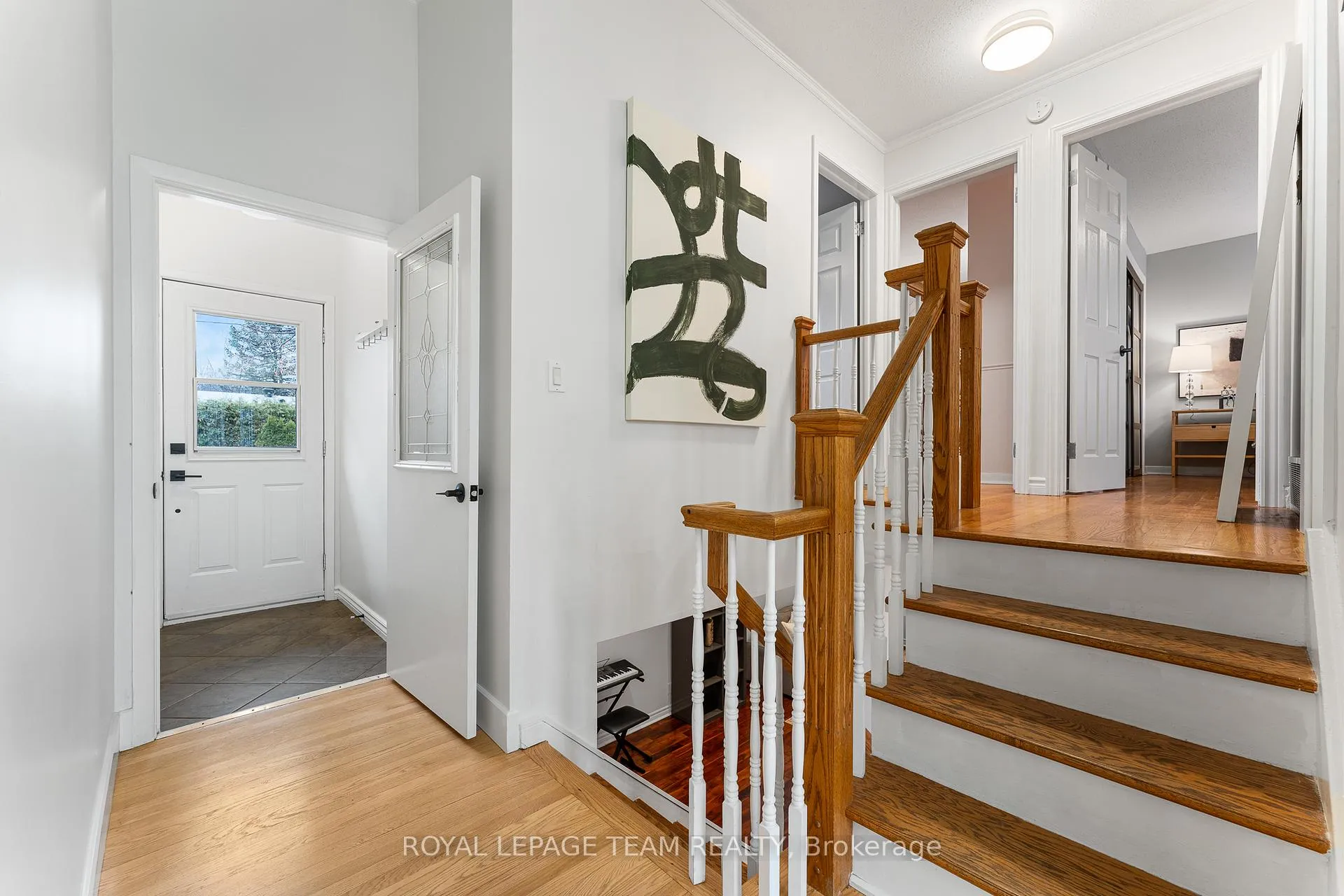 Photo 19 of 62 Crystal Beach Drive, Ottawa, Crystal Beach — HOMEH