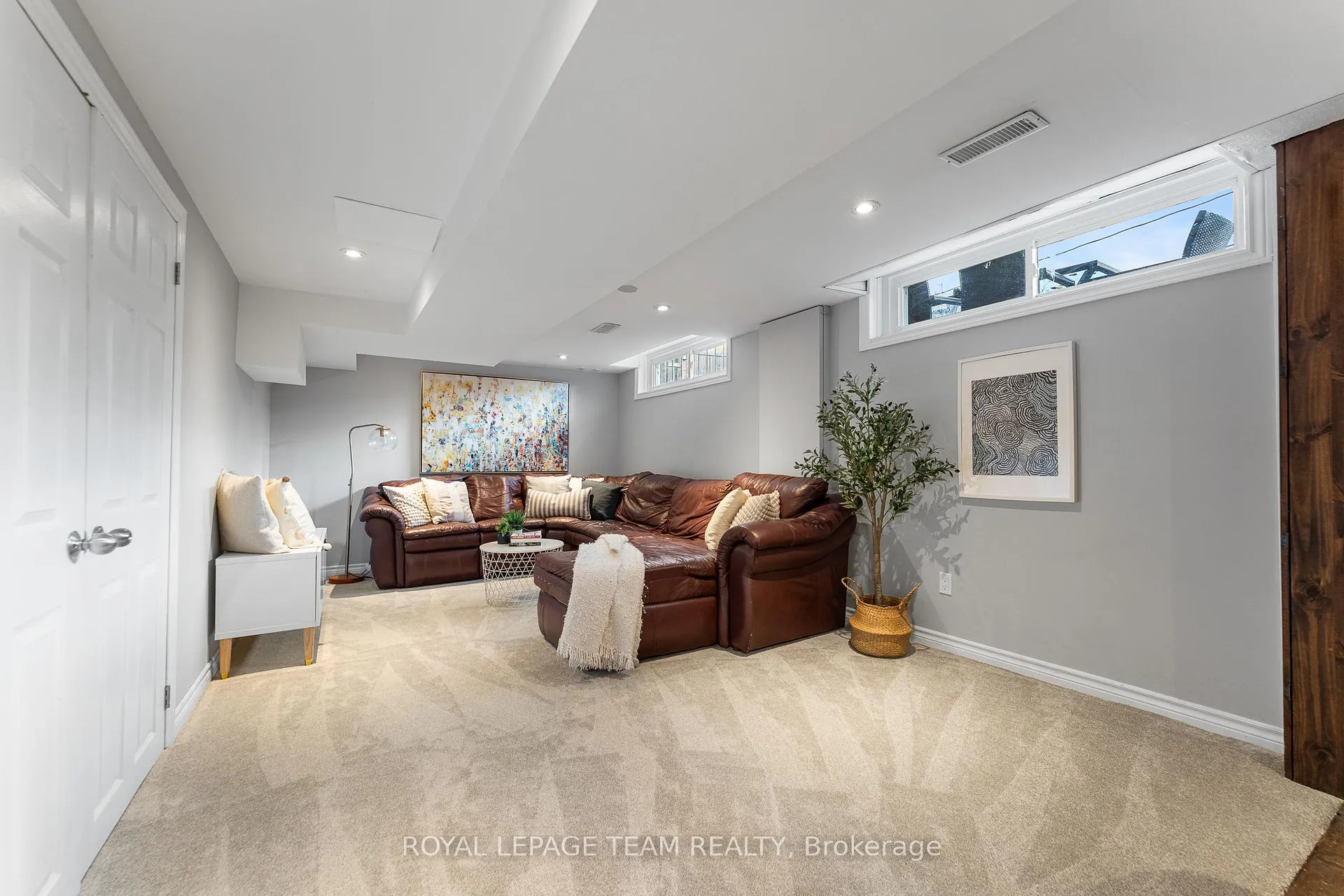 Photo 37 of 62 Crystal Beach Drive, Ottawa, Crystal Beach — HOMEH