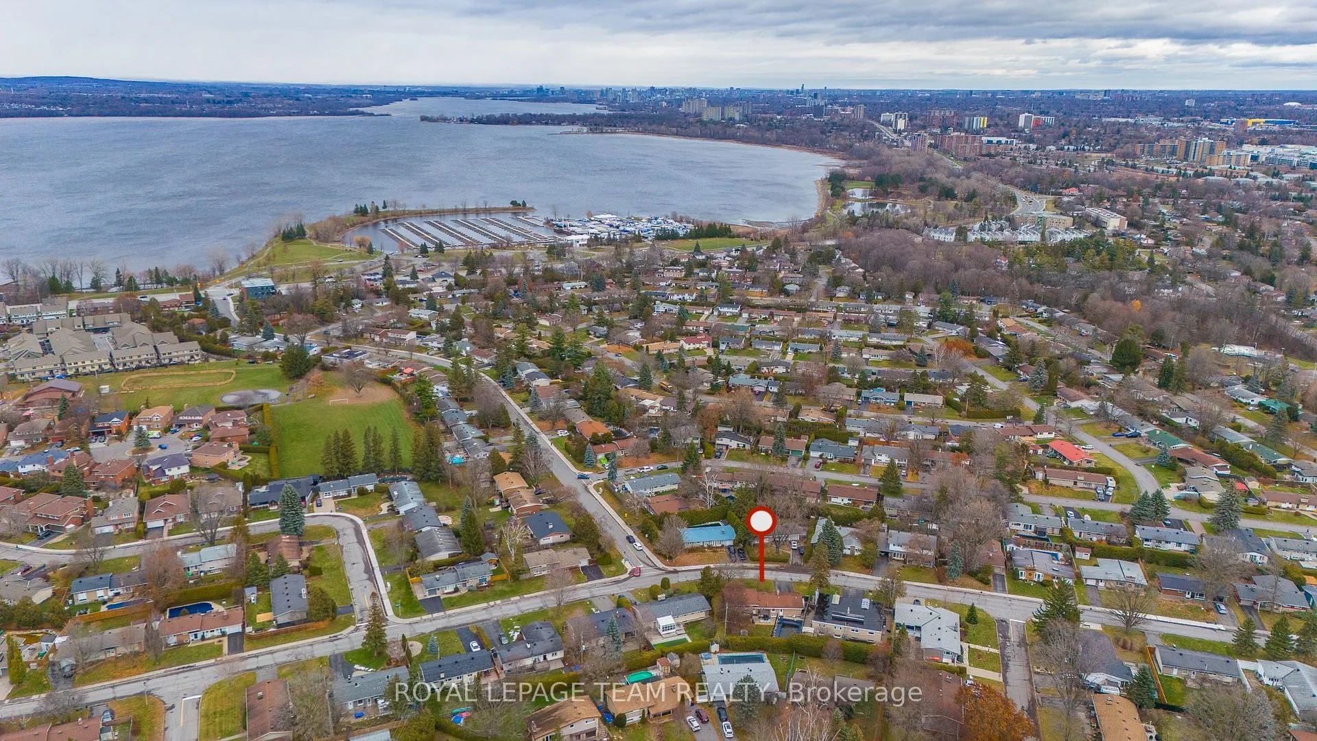 Photo 44 of 62 Crystal Beach Drive, Ottawa, Crystal Beach — HOMEH