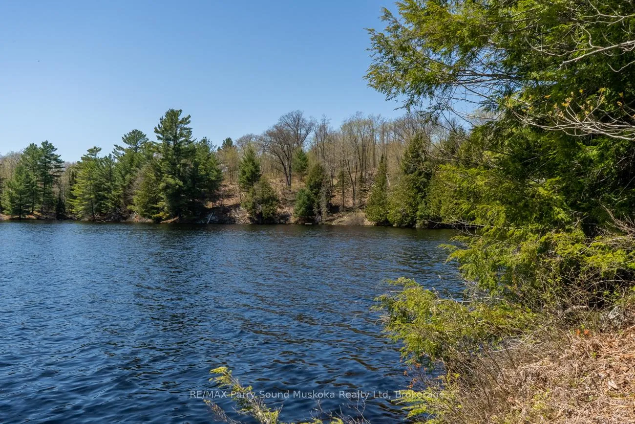 Photo 19 of 33 Pauls Bay Road, McDougall — HOMEH
