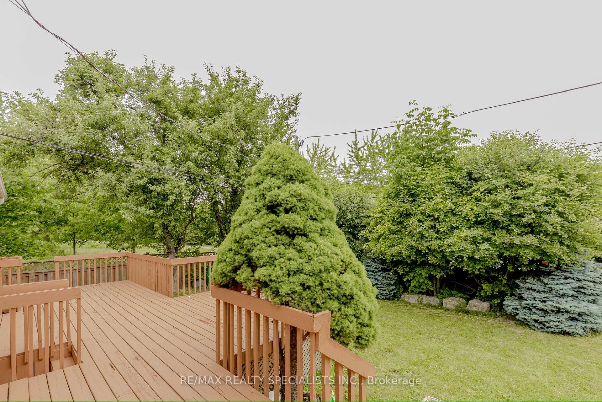 Photo 18 of 35 Addington Crescent, Brampton, Avondale — HOMEH