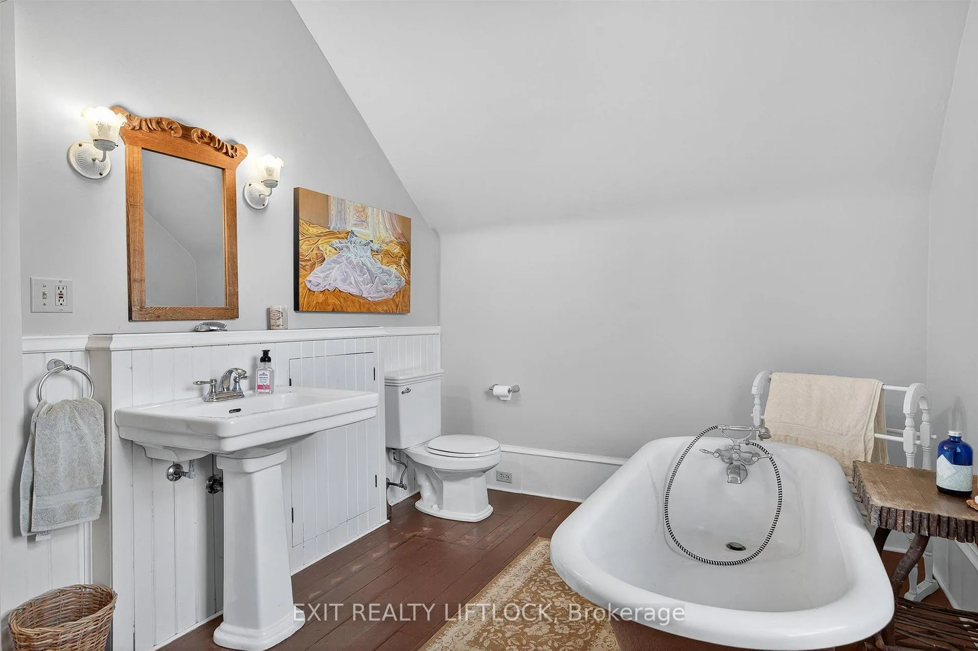 Photo 30 of 792 County Rd 28, Cavan Monaghan, Cavan Twp — HOMEH