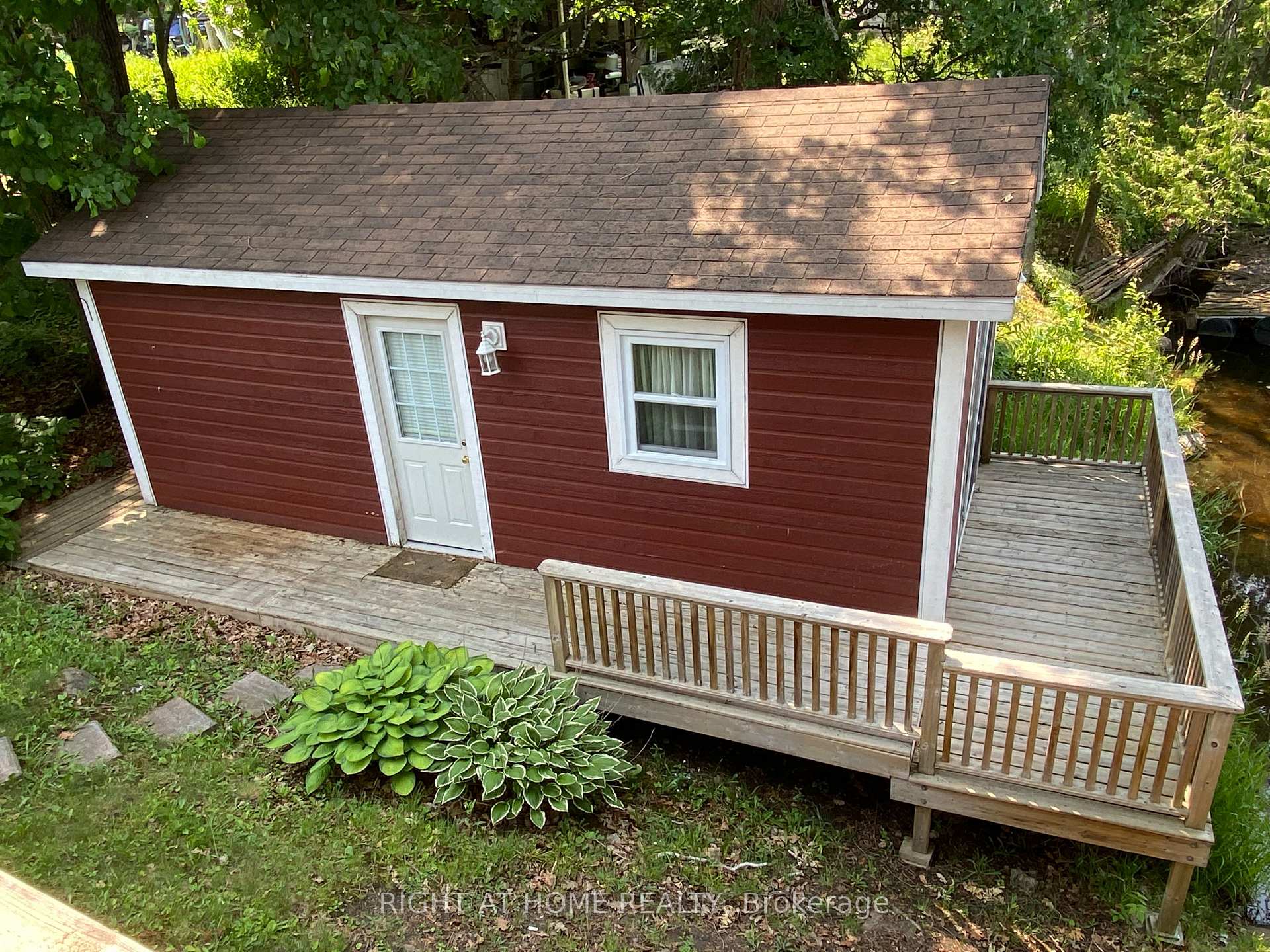 Photo 11 of 104 Lakeside Drive, McKellar — HOMEH