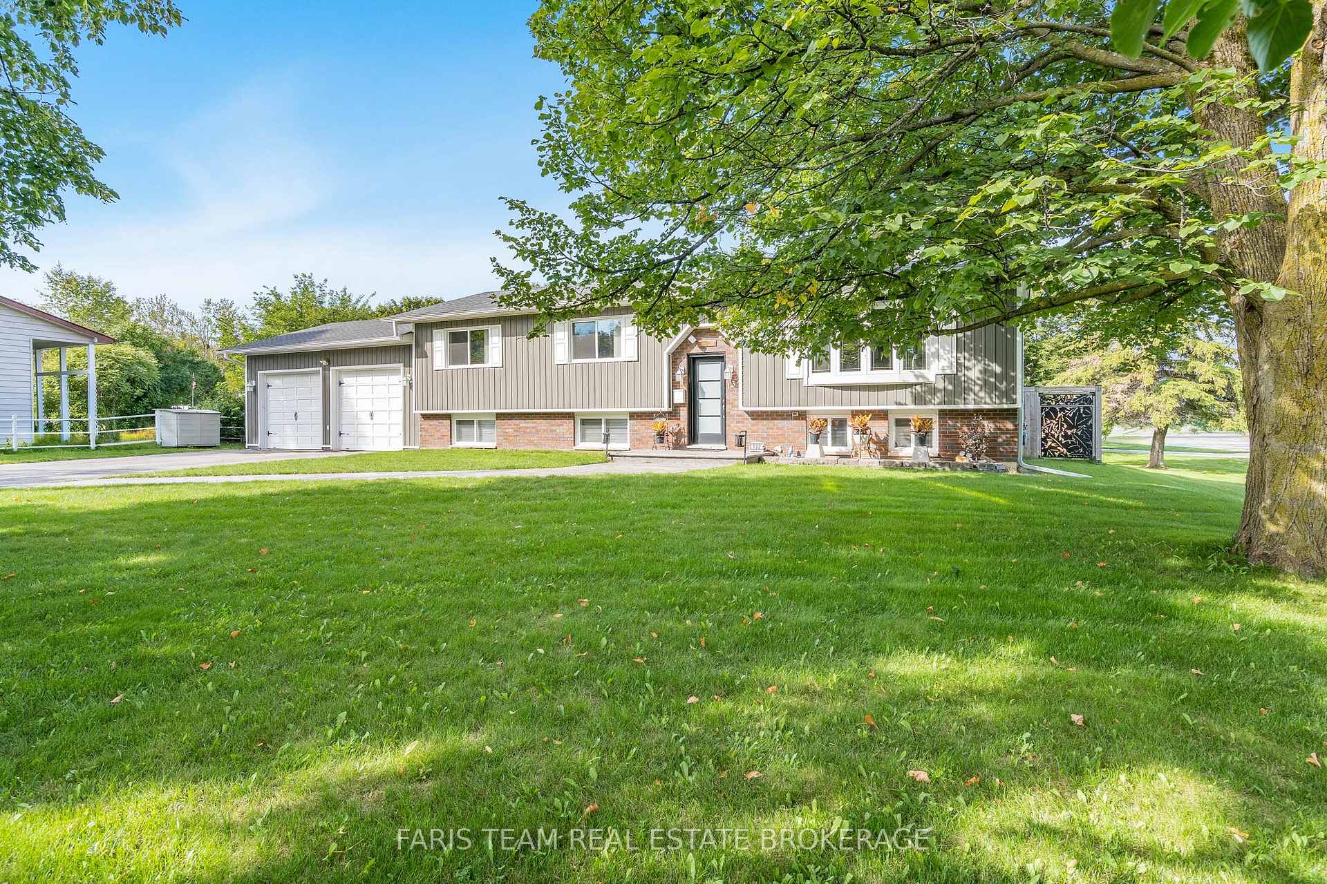 Photo 5 of 132 Patterson Road, Barrie, Ardagh — HOMEH
