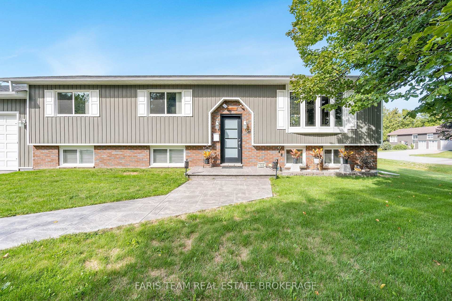 Photo 4 of 132 Patterson Road, Barrie, Ardagh — HOMEH