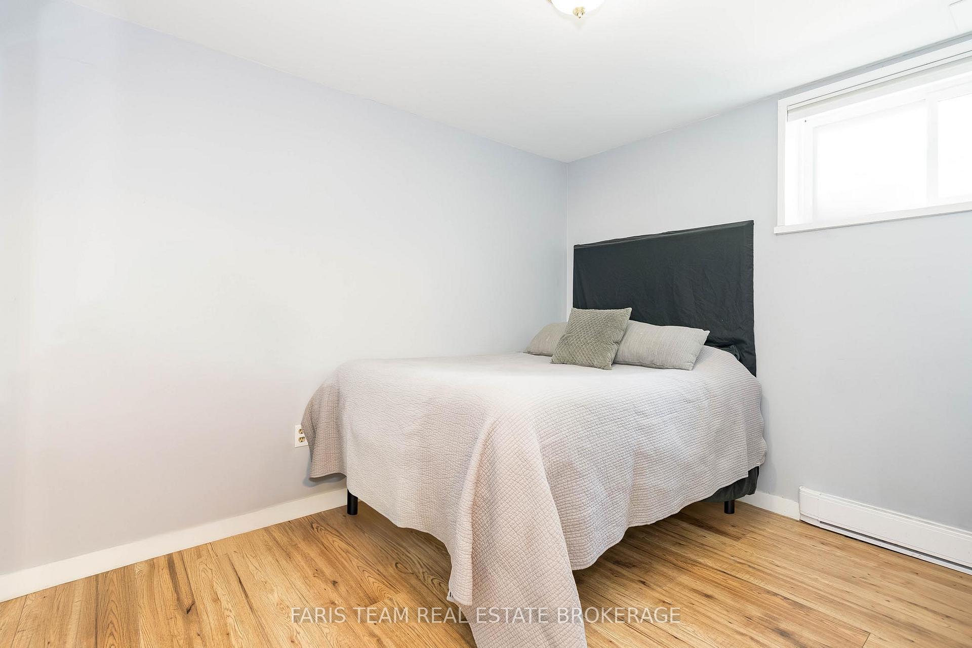 Photo 32 of 132 Patterson Road, Barrie, Ardagh — HOMEH