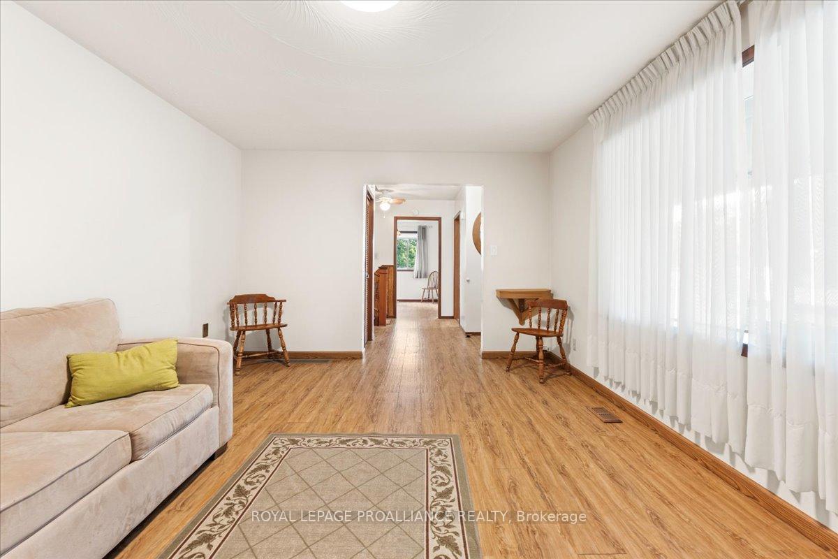 Photo 12 of 76 Henry Street, Stirling-Rawdon, Stirling Ward — HOMEH