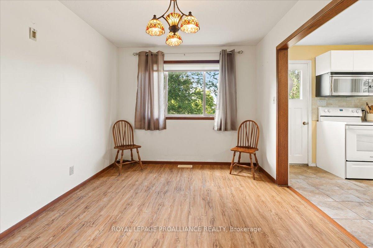 Photo 13 of 76 Henry Street, Stirling-Rawdon, Stirling Ward — HOMEH