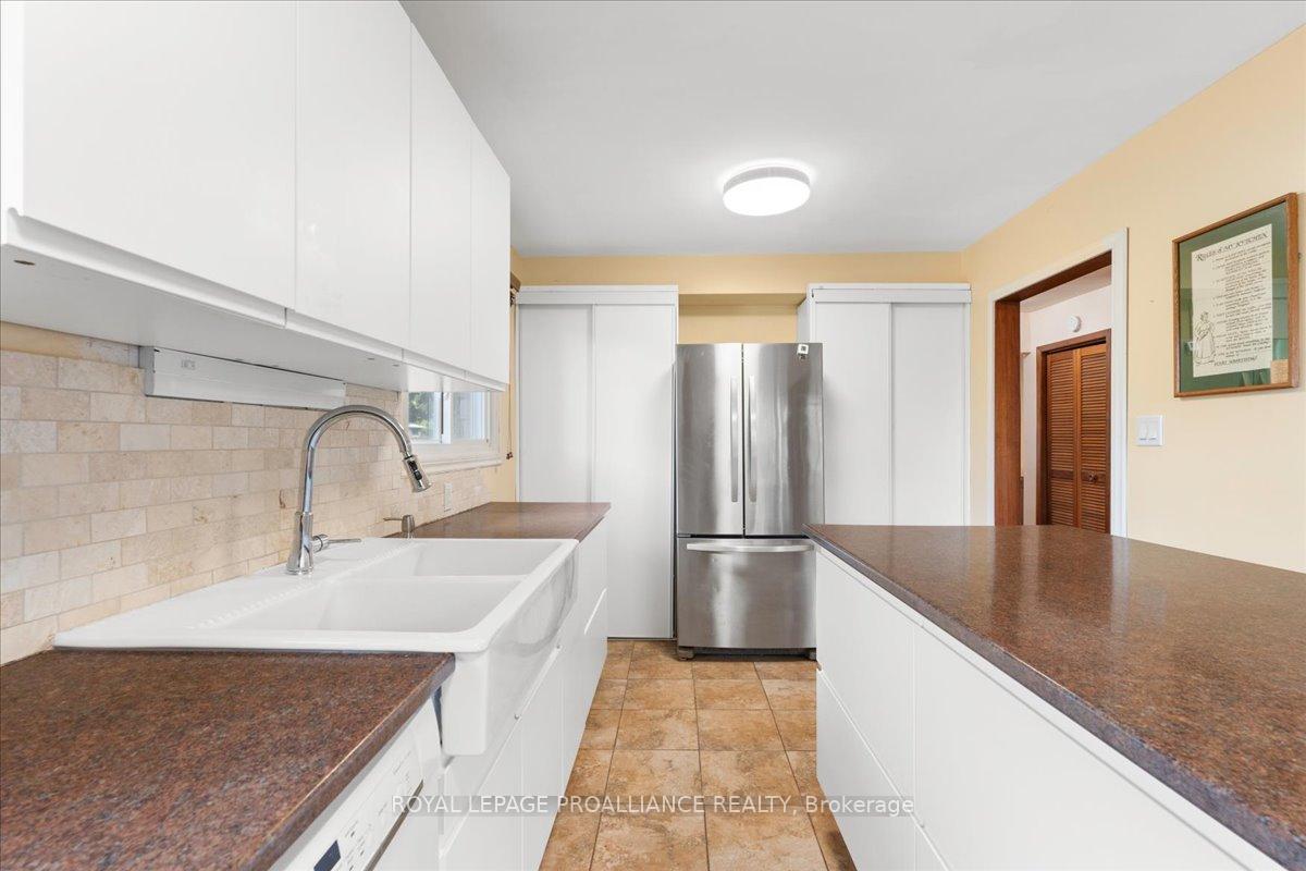 Photo 17 of 76 Henry Street, Stirling-Rawdon, Stirling Ward — HOMEH