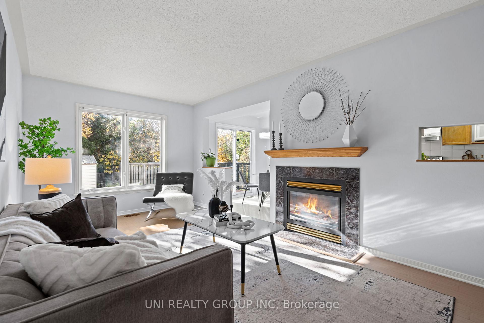 Photo 12 of 1720 Jobin Crescent, Ottawa, Carson Grove — HOMEH