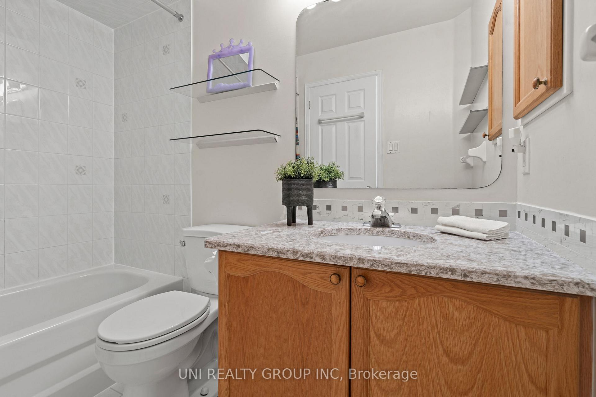 Photo 24 of 1720 Jobin Crescent, Ottawa, Carson Grove — HOMEH