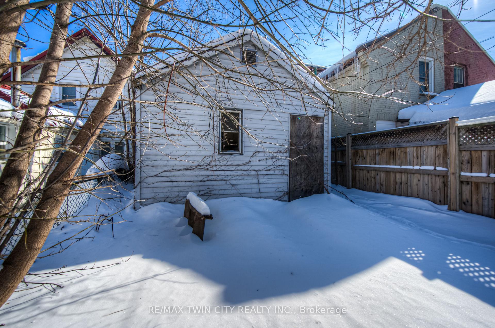 Photo 11 of 45 Tisdale Street N, Hamilton, Landsdale — HOMEH