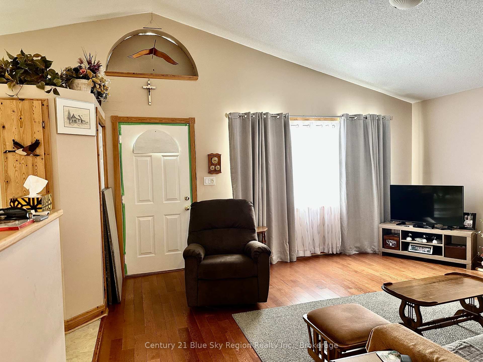 Photo 10 of 361 Fifth Street, Mattawa — HOMEH