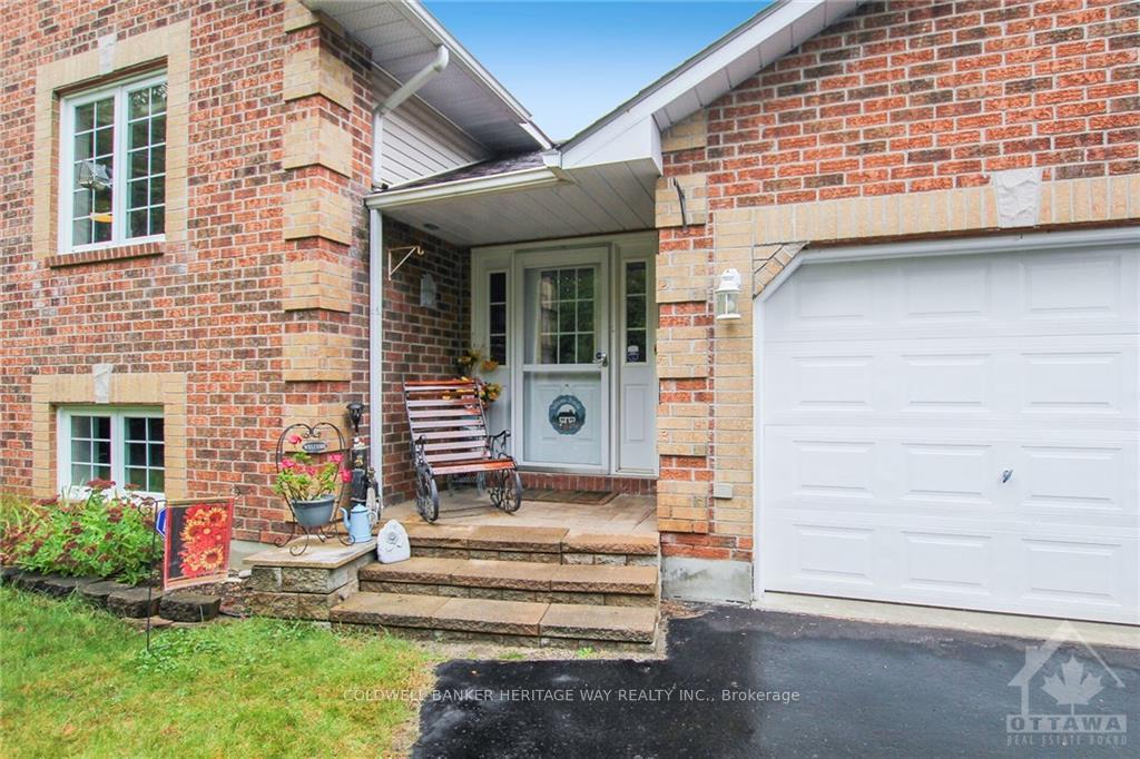 Photo 8 of 254 Northcote Drive, Beckwith, Beckwith Twp — HOMEH