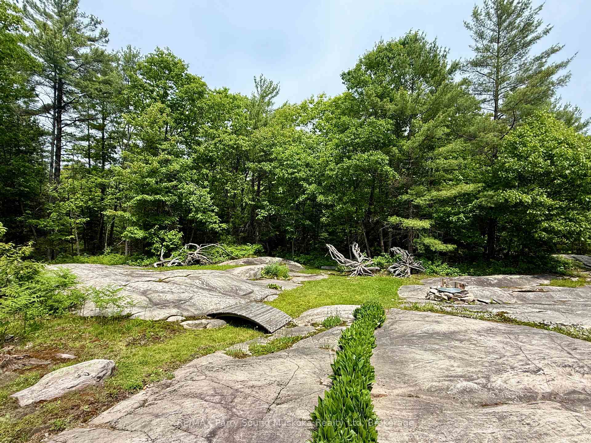 Photo 8 of 21 Shebeshekong Road, Carling — HOMEH