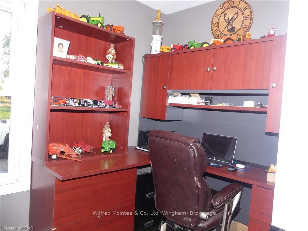 Photo 37 of 40022 Morris Road, Morris Turnberry, Morris — HOMEH