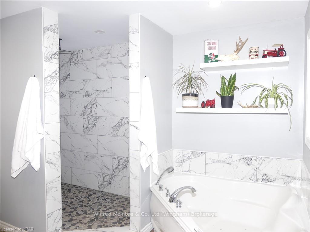 Photo 6 of 40022 Morris Road, Morris Turnberry, Morris — HOMEH
