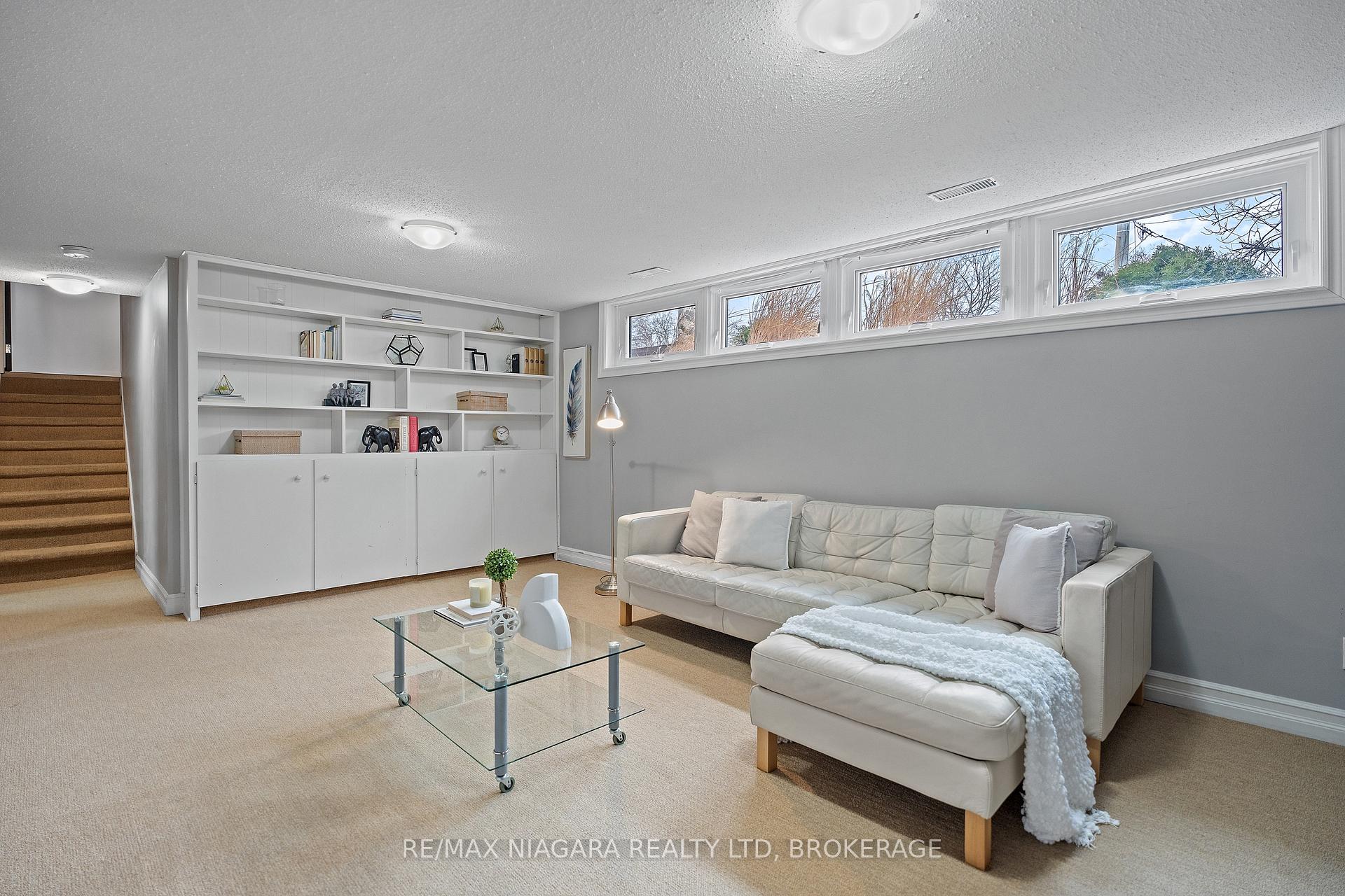 Photo 29 of 29 Beacon Hill Drive, St. Catharines, Burleigh Hill — HOMEH