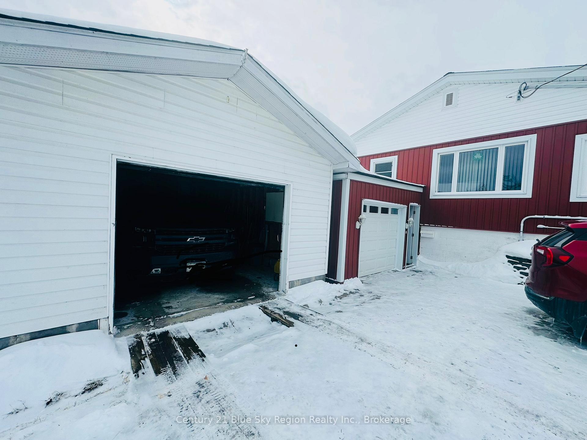 Photo 4 of 405 Highway 654 W, Callander — HOMEH