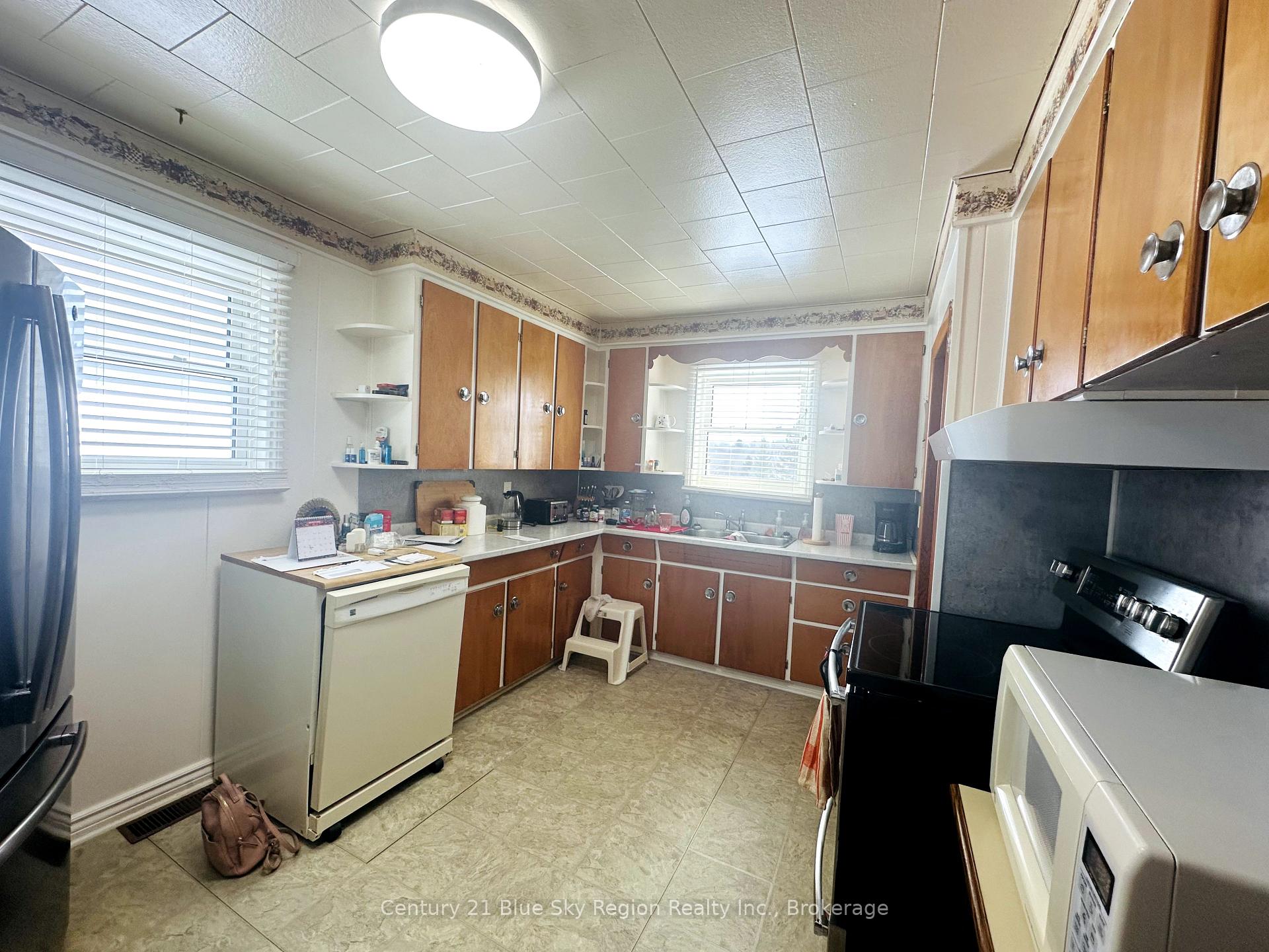 Photo 7 of 405 Highway 654 W, Callander — HOMEH