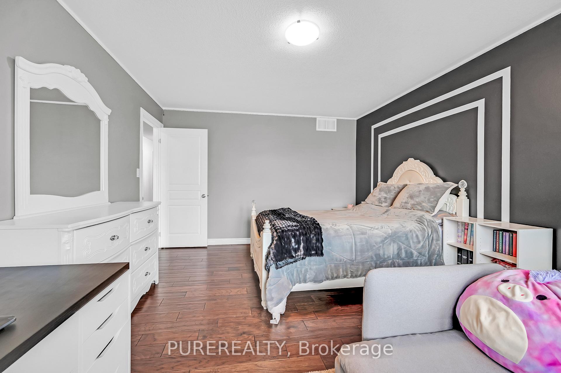 Photo 26 of 21 Alden Street, Hamilton, Rural Glanbrook — HOMEH