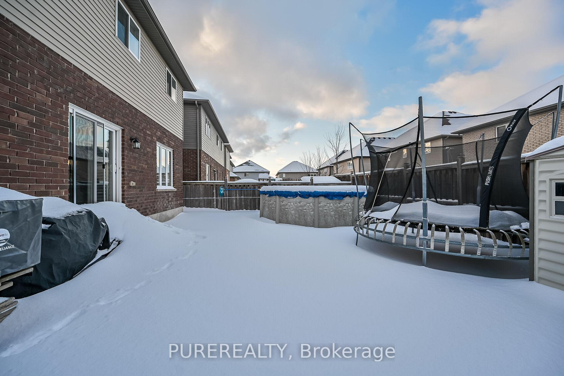 Photo 42 of 21 Alden Street, Hamilton, Rural Glanbrook — HOMEH