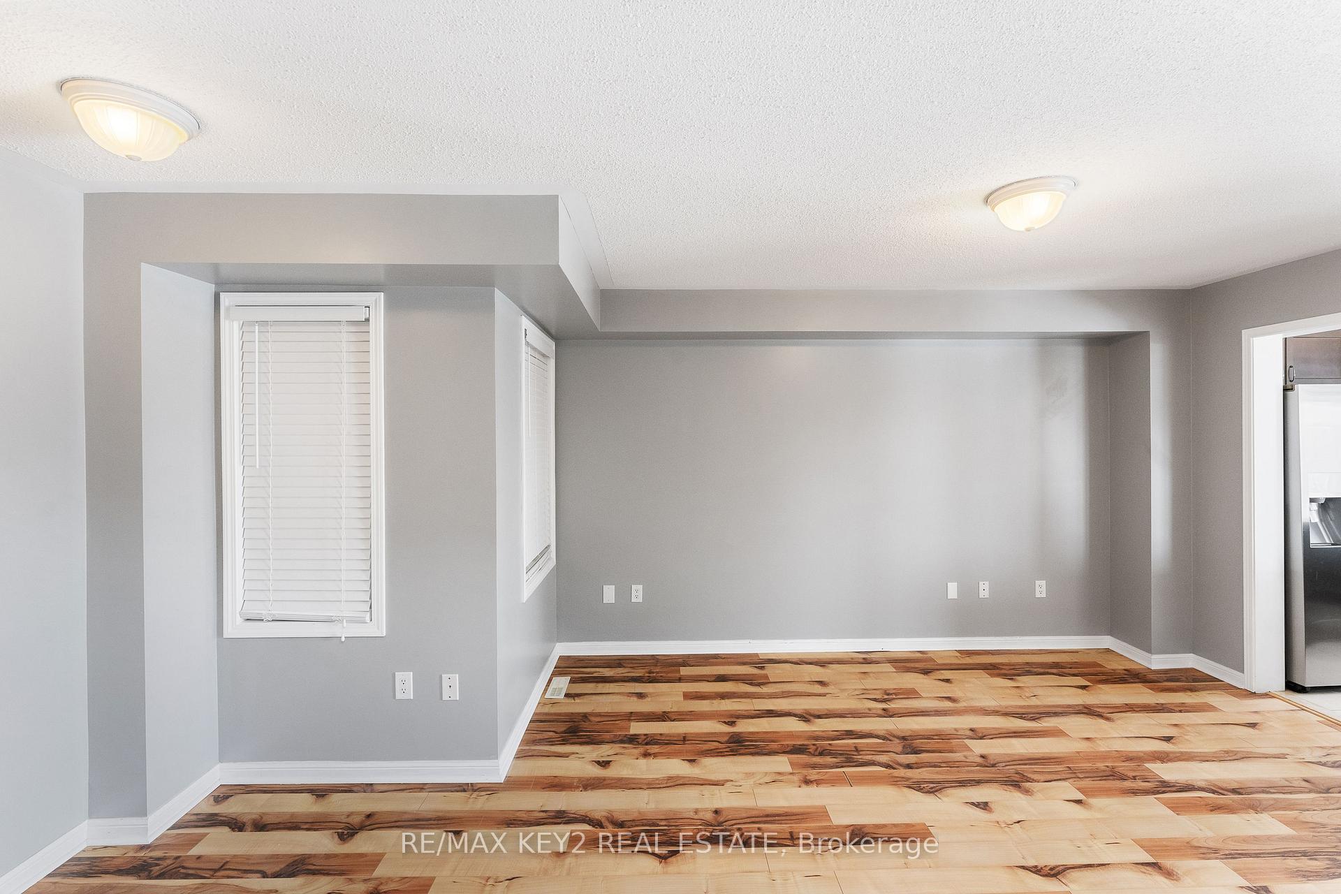 Photo 18 of 80 Commonwealth Road, Barrie, Innis-Shore — HOMEH