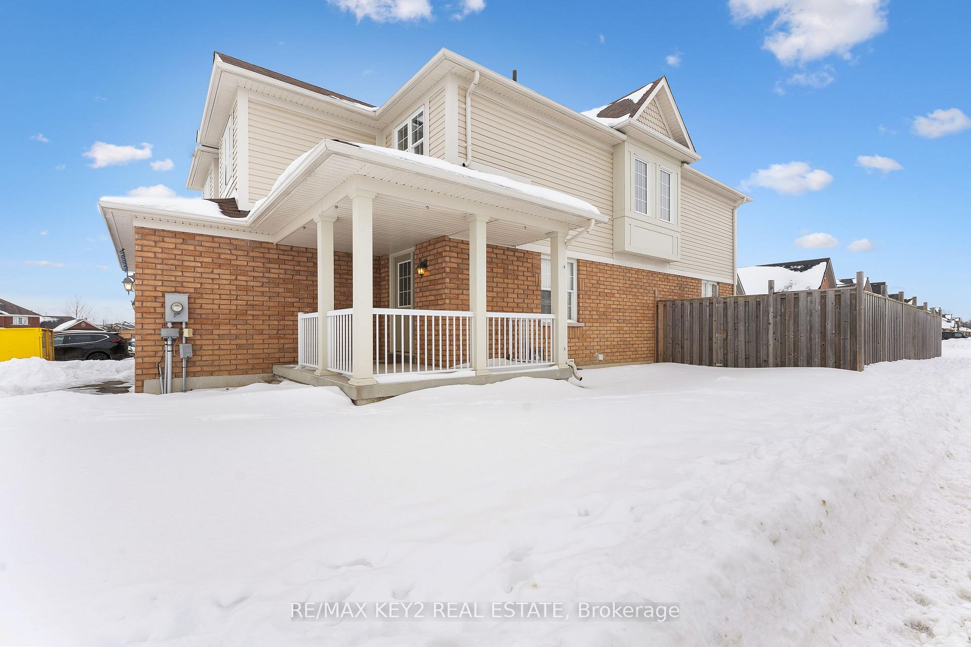 Photo 32 of 80 Commonwealth Road, Barrie, Innis-Shore — HOMEH