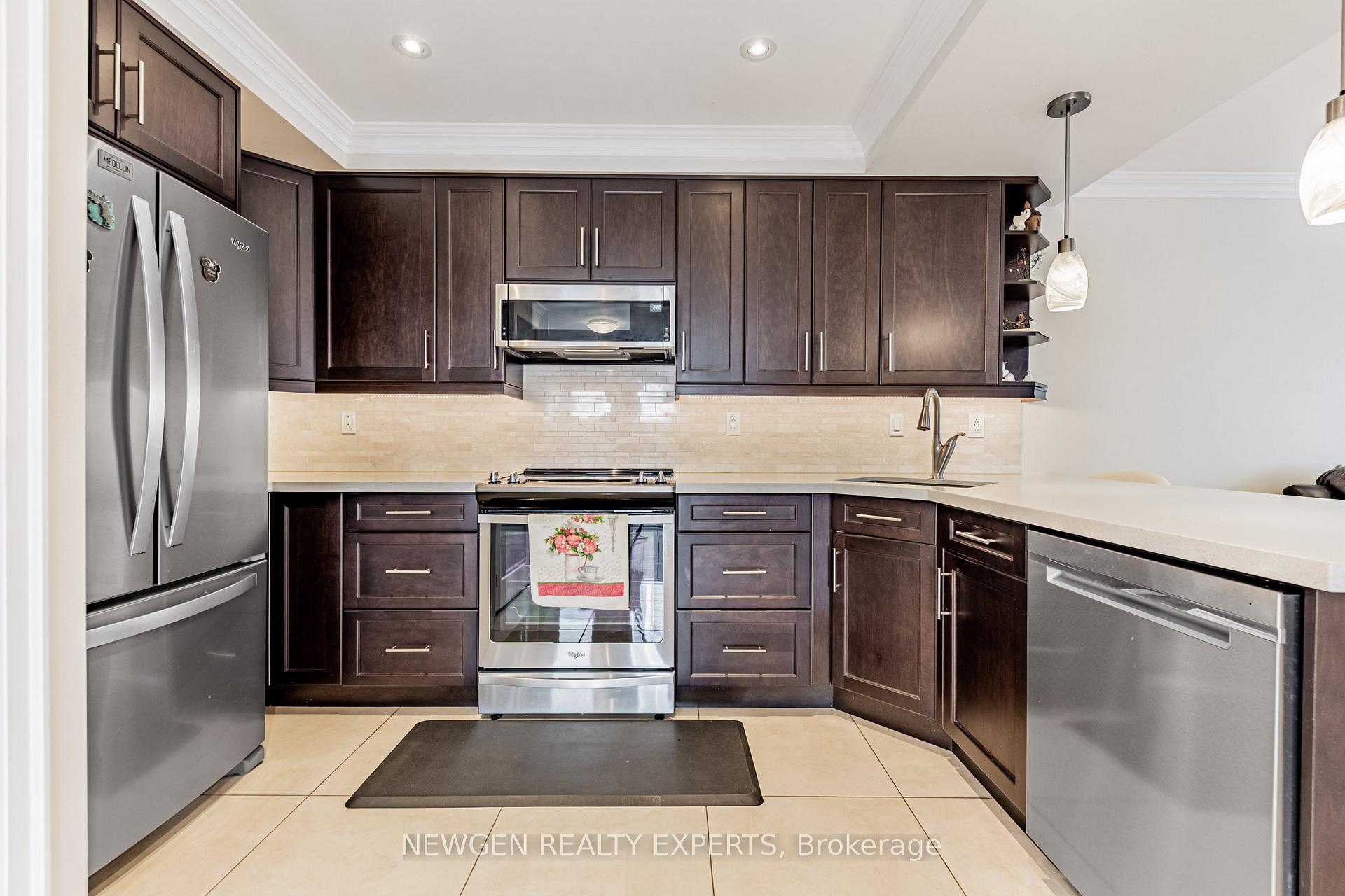 Photo 30 of 25 Bruce Beer Drive, Brampton, Madoc — HOMEH